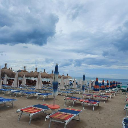 Bral Apartment 7 - Two-Bedroom With Seaview ドゥラス エクステリア 写真
