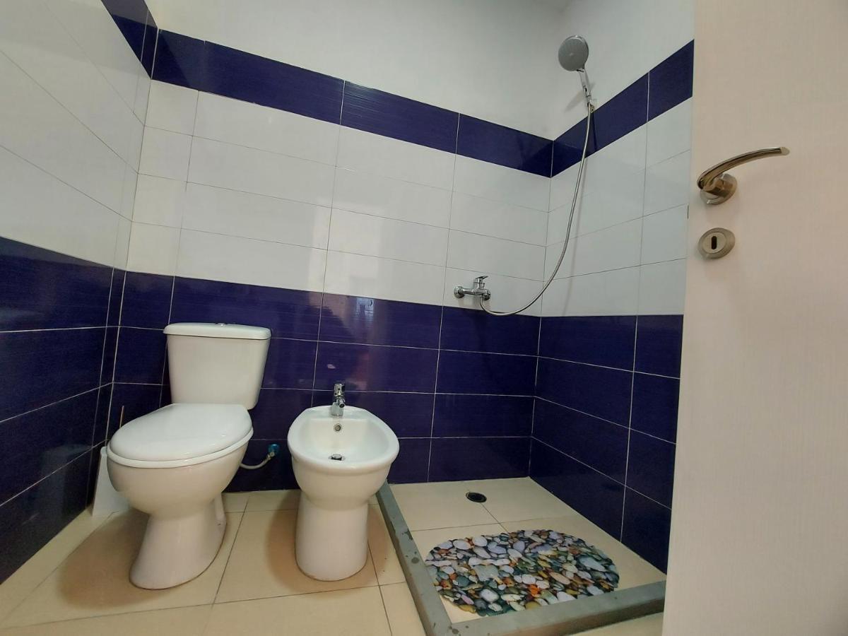 Bral Apartment 7 - Two-Bedroom With Seaview ドゥラス エクステリア 写真