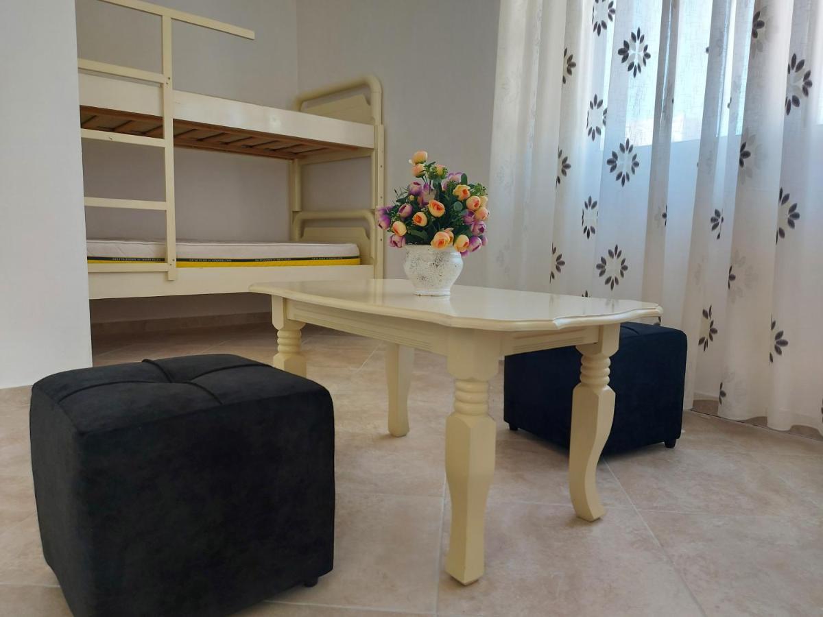 Bral Apartment 7 - Two-Bedroom With Seaview ドゥラス エクステリア 写真