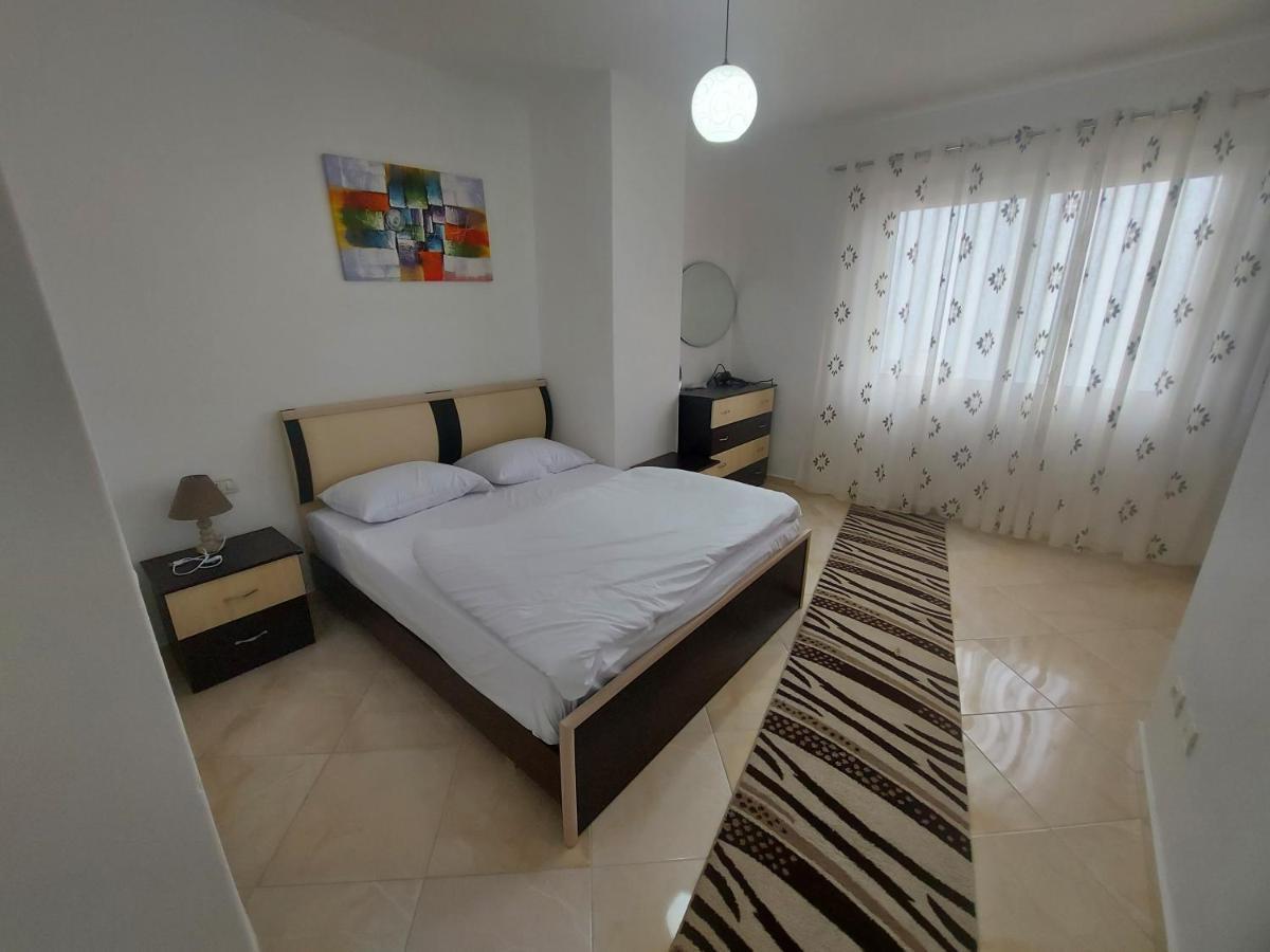 Bral Apartment 7 - Two-Bedroom With Seaview ドゥラス エクステリア 写真